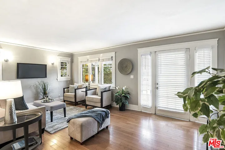 14209 Kittridge Street, Van Nuys, California 91405