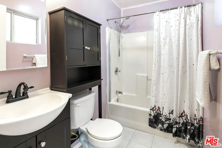 14209 Kittridge Street, Van Nuys, California 91405