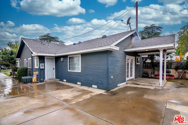 14209 Kittridge Street, Van Nuys, California 91405