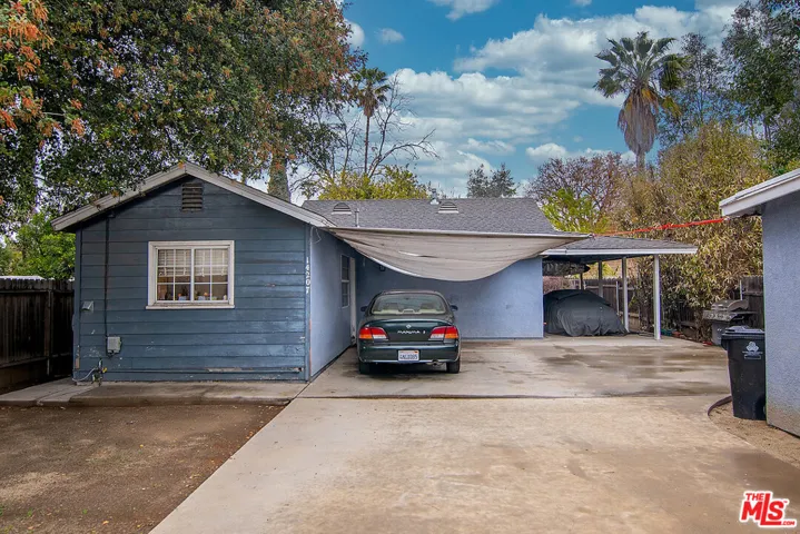 14209 Kittridge Street, Van Nuys, California 91405