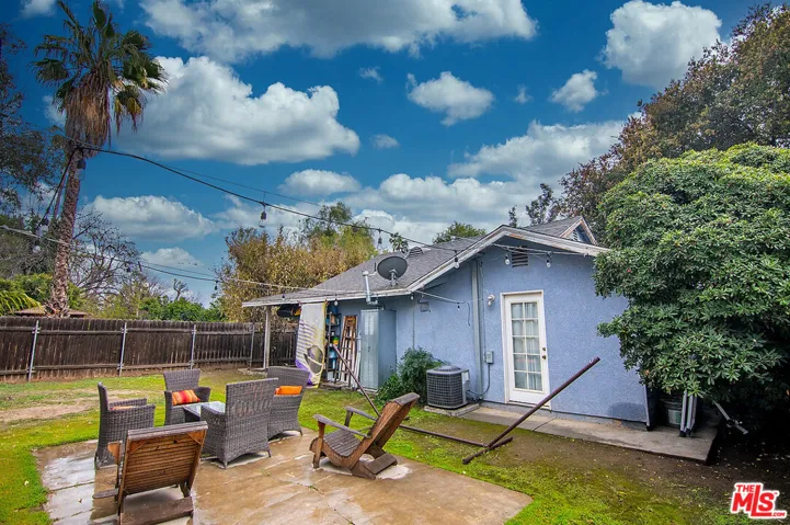 14209 Kittridge Street, Van Nuys, California 91405