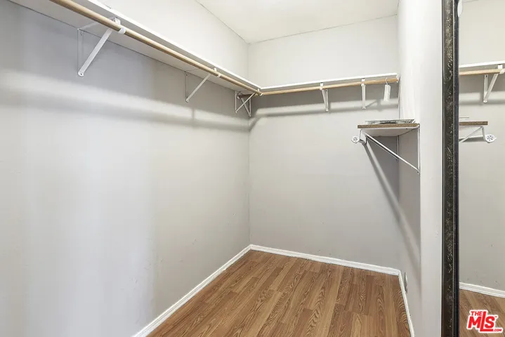 14209 Kittridge Street, Van Nuys, California 91405