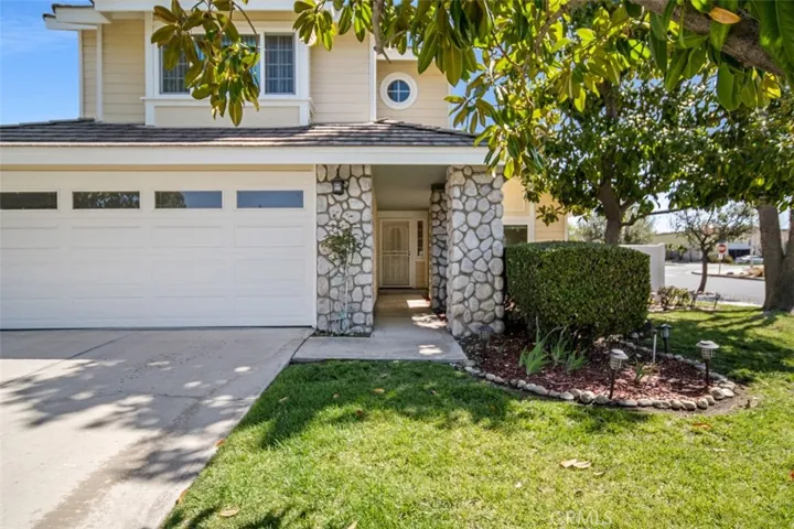 1008 Alpine Court, Redlands, California 92835