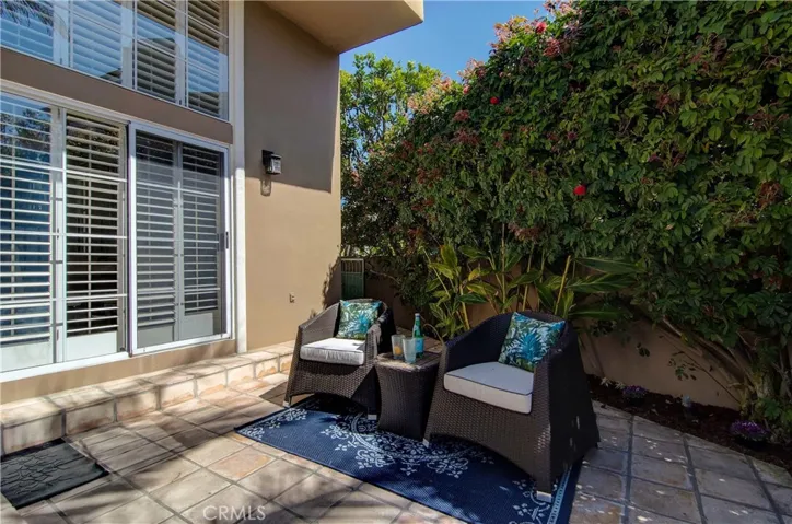 19226 Seabrook Lane, Huntington Beach, California 92648