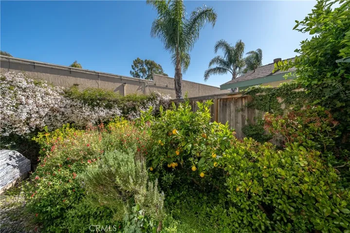 1351 Royal Way 8, San Luis Obispo, California 93405