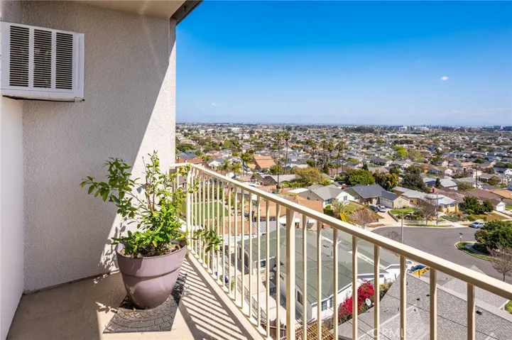 1108 Camino Real 511, Redondo Beach, California 90277