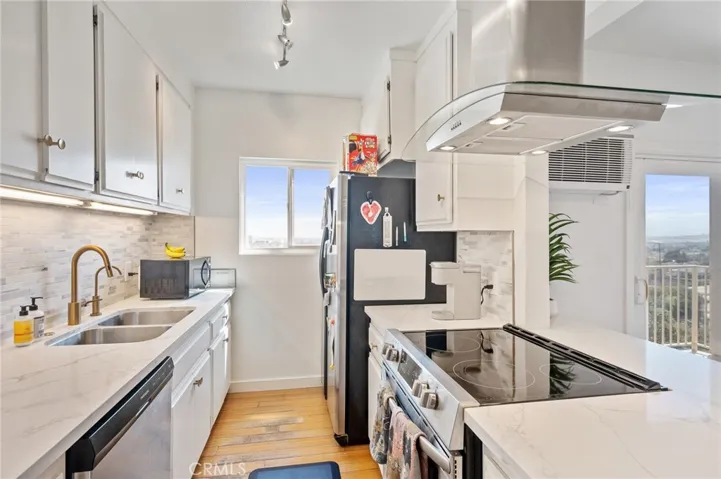 1108 Camino Real 511, Redondo Beach, California 90277