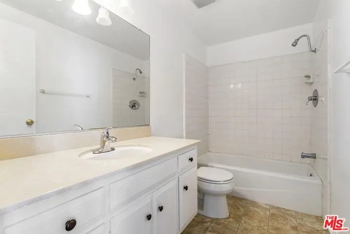 11529 Yolanda Avenue, Porter Ranch, California 91326