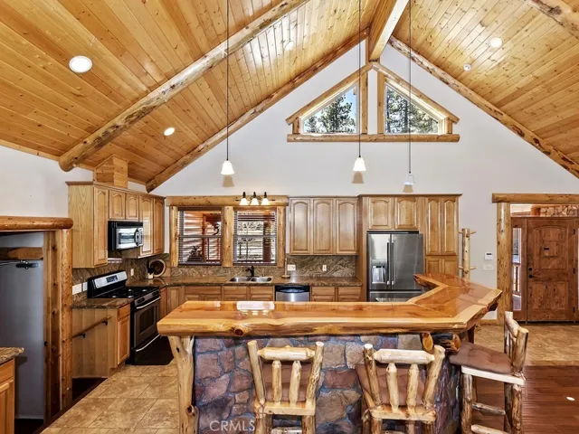 42552 Gold Rush Drive, Big Bear, California 92315