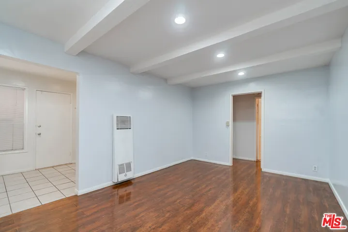 10438 Santa Monica Boulevard 6, Los Angeles, California 90025