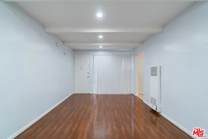 10438 Santa Monica Boulevard 6, Los Angeles, California 90025