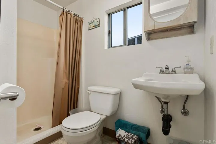 1108 Balour Drive, Encinitas, California 92024
