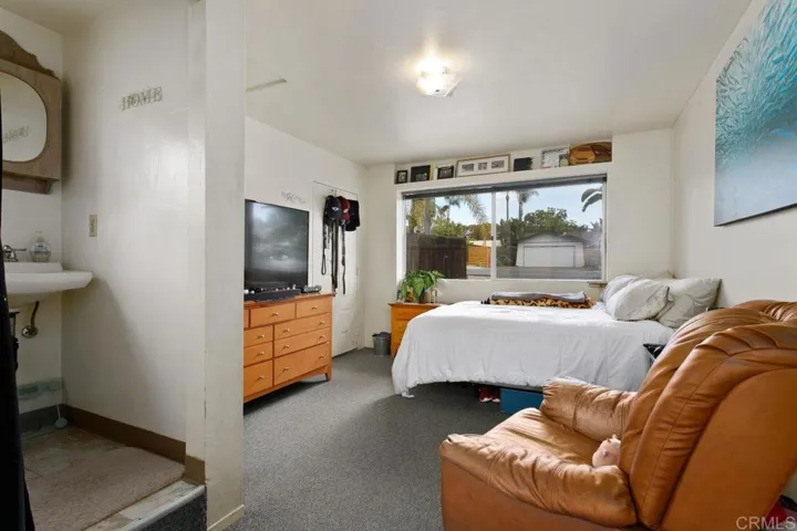 1108 Balour Drive, Encinitas, California 92024