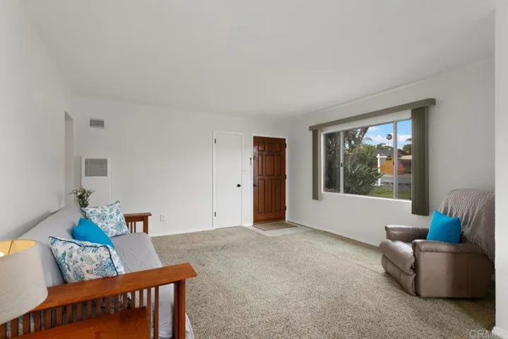 1108 Balour Drive, Encinitas, California 92024
