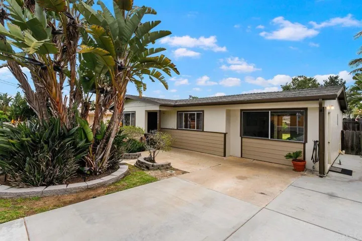 1108 Balour Drive, Encinitas, California 92024