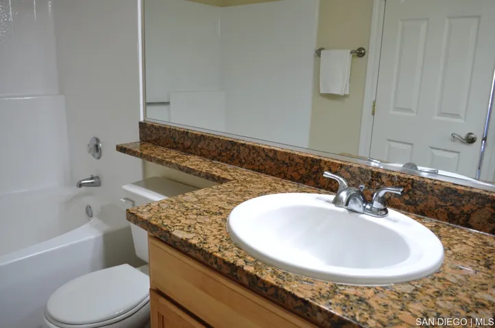 15267 Maturin Dr 13, San Diego, California 92127