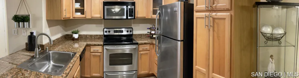 15267 Maturin Dr 13, San Diego, California 92127