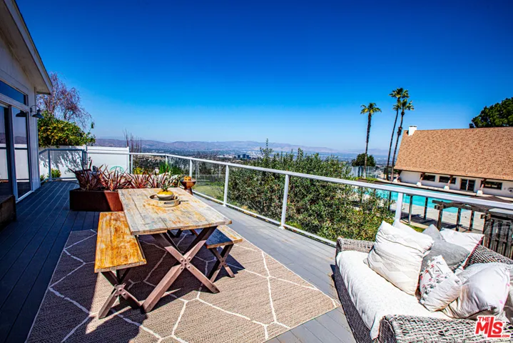 View home in Topanga!