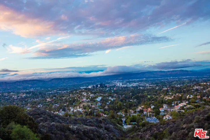1302 Zuni Lane, Topanga, California 90290
