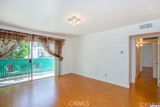 333 Burchett Street 209, Glendale, California 91203