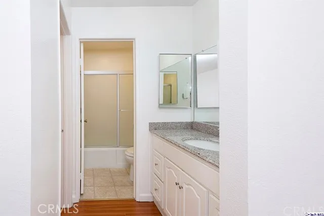 333 Burchett Street 209, Glendale, California 91203