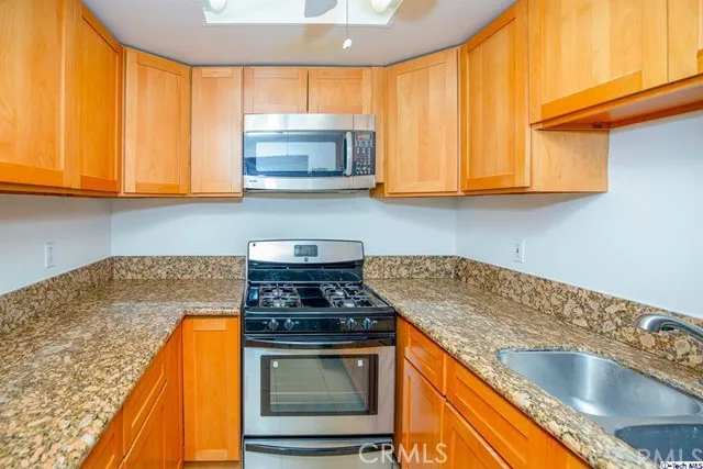 333 Burchett Street 209, Glendale, California 91203