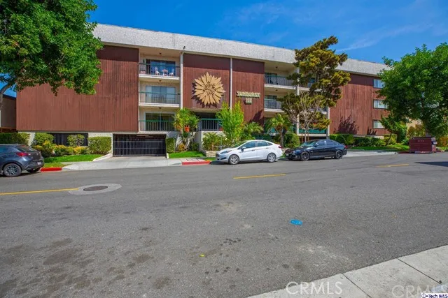 333 Burchett Street 209, Glendale, California 91203