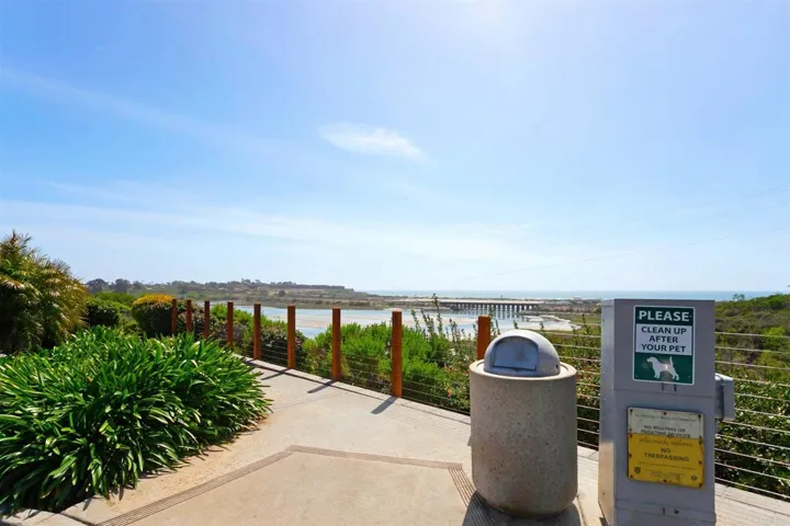 7548 Navigator Circle, Carlsbad, California 92011