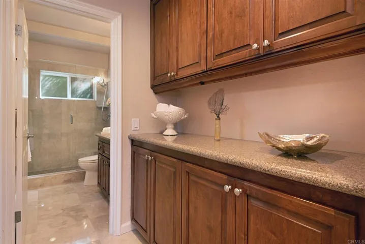 7548 Navigator Circle, Carlsbad, California 92011