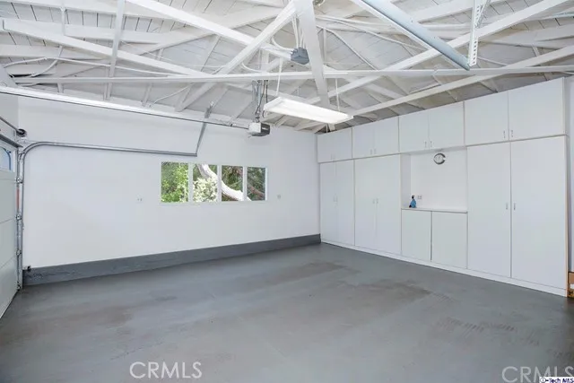 Finished Garage with Built-Ins