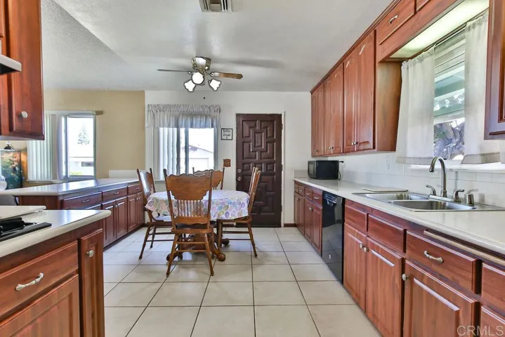 374 Fordyce Street, El Cajon, California 92019
