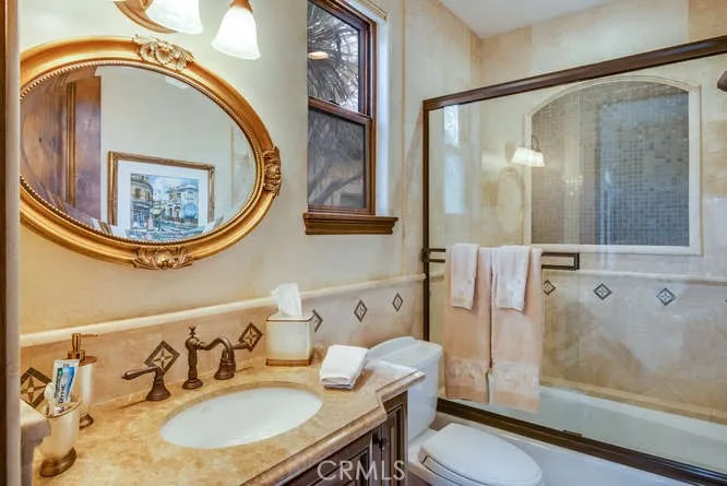707 Esplanade A, Redondo Beach, California 90277
