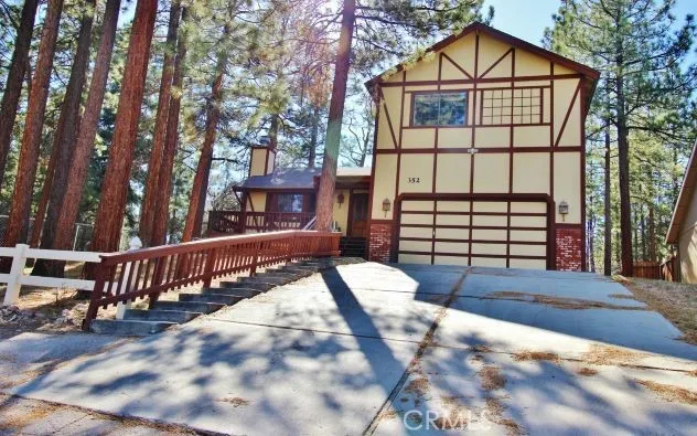 352 Feldstrasse Drive, Big Bear, California 92315
