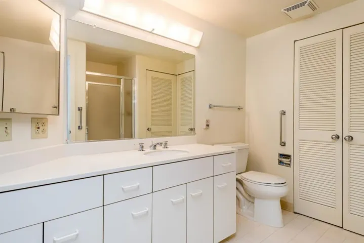 1 Baldwin Avenue 223, San Mateo, California 94401