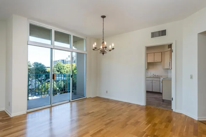 1 Baldwin Avenue 223, San Mateo, California 94401