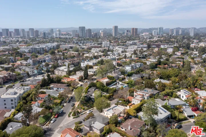 1974 Comstock Avenue, Los Angeles, California 90025