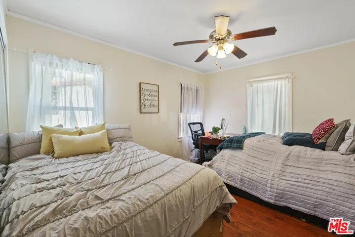 1974 Comstock Avenue, Los Angeles, California 90025
