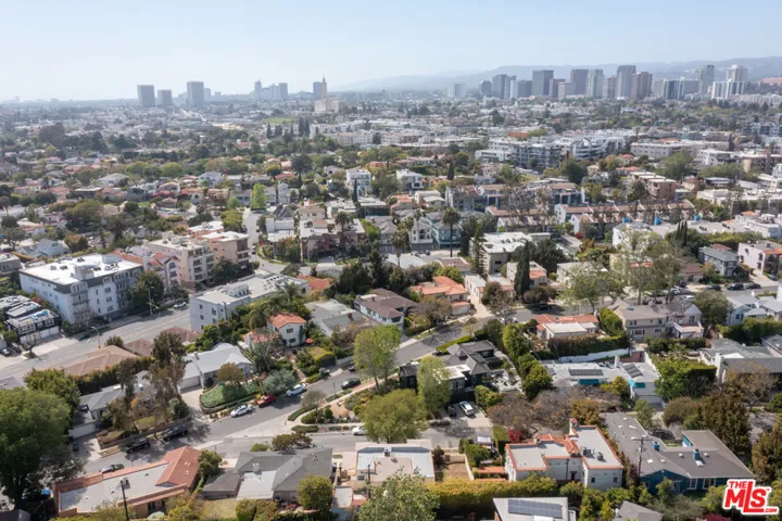 1974 Comstock Avenue, Los Angeles, California 90025
