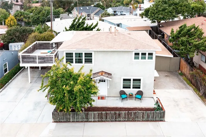 224 & 226 Avenida Miramar duplex