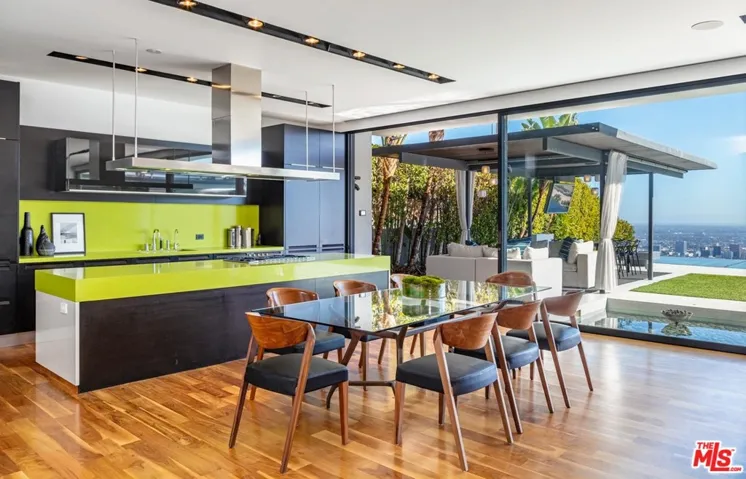 9010 Hopen Place, Los Angeles, California 90069