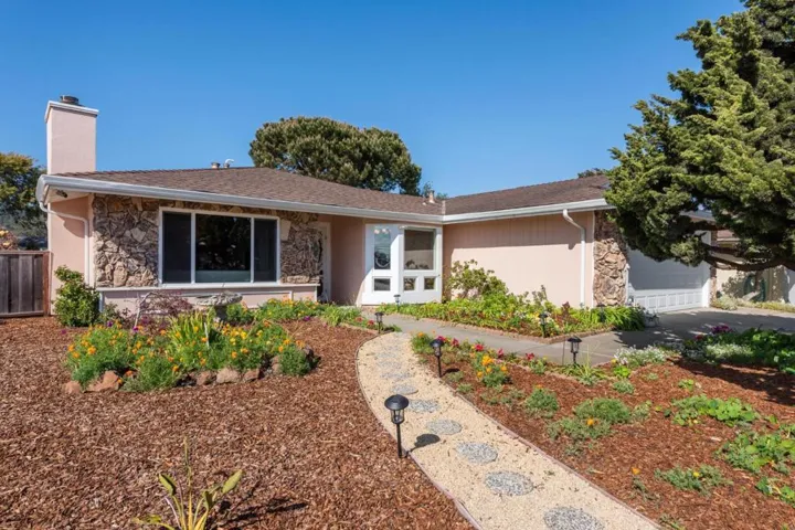 150 Tiller Court, Half Moon Bay, California 94019