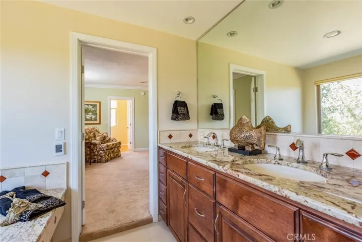 495 Squire Canyon Road, San Luis Obispo, California 93401