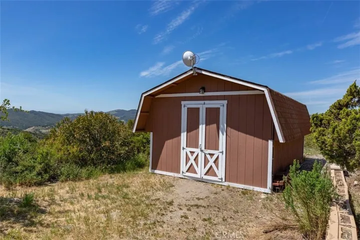 495 Squire Canyon Road, San Luis Obispo, California 93401