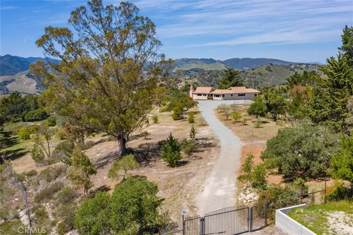495 Squire Canyon Road, San Luis Obispo, California 93401
