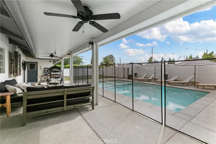 Sitting area overlooking the pool