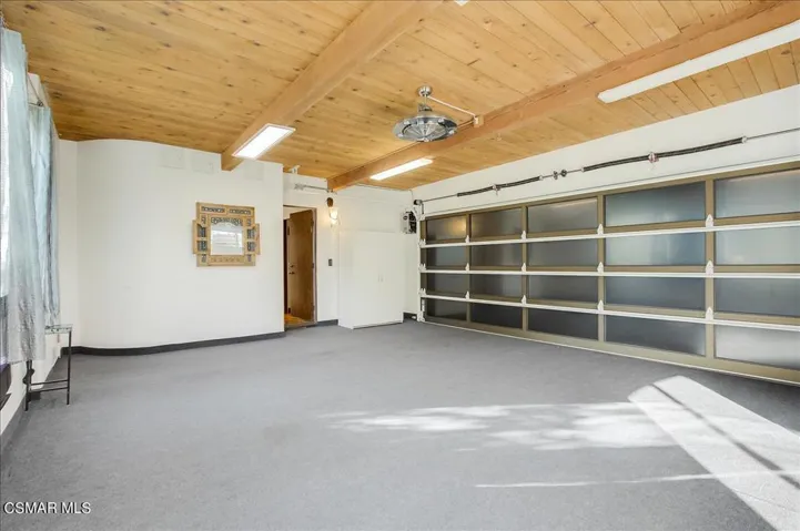 Spacious Garage
