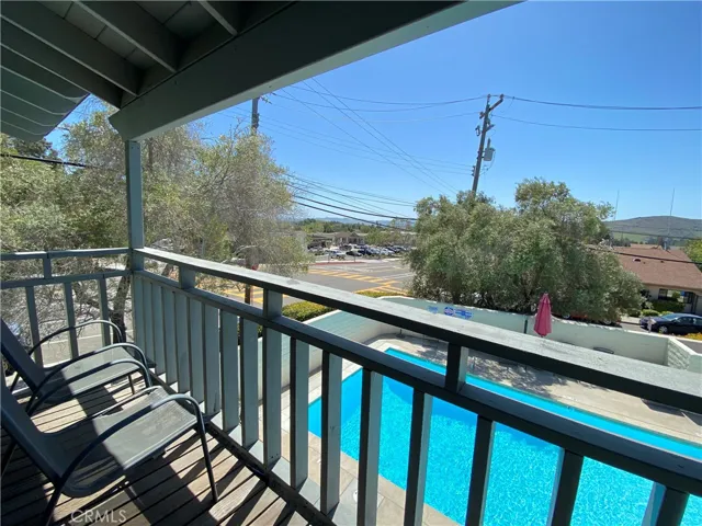 1360 Laurel Lane 9, San Luis Obispo, California 93401