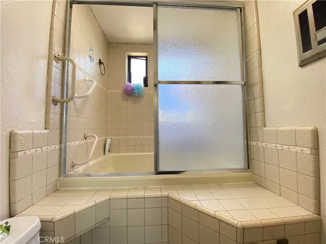 1360 Laurel Lane 9, San Luis Obispo, California 93401