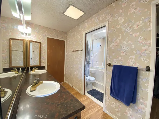 1360 Laurel Lane 9, San Luis Obispo, California 93401