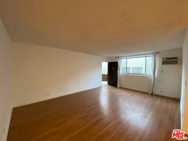 617 N Sweetzer Avenue 2, West Hollywood, California 90048